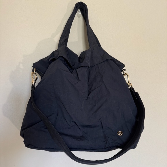 Lululemon On My Level Bag 19L - Picture 1 of 3